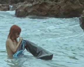 Elisa Heidrich Nude - Animal Politico (2017)