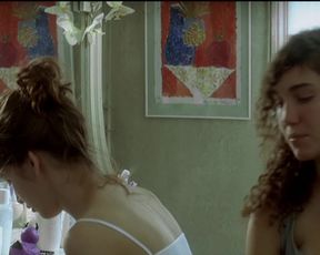 Hot actress Laetitia Casta nude scene- Le Grand appartement 