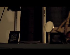 Sexy Evelyne Brochu - Cafe De Flore 