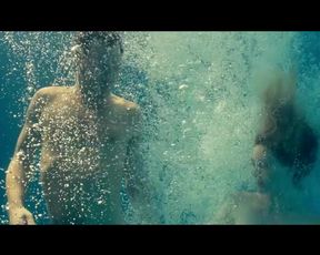 Sexy Evelyne Brochu - Cafe De Flore 