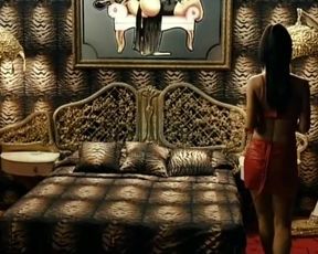 Hot actress Flora Martinez nude - Canciones de amor en Lolita’s Club (2007) 