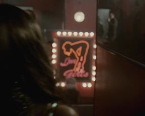 Hot scene Halle Berry Nude - Frankie Alice (2010) 