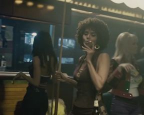 Hot scene Halle Berry Nude - Frankie Alice (2010) 