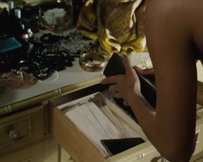 Hot scene Halle Berry Nude - Frankie Alice (2010) 