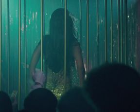 Hot scene Halle Berry Nude - Frankie Alice (2010) 