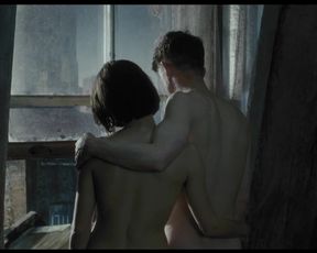 Suzanna Hamilton - 1984 (1984)