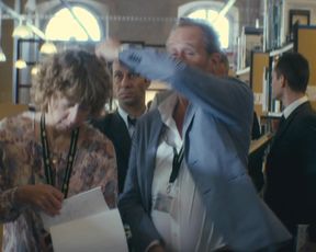 Hot scene Charlotte Le Bon hot - Le Grand Mechant Loup 