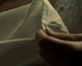 Hot actress Cristina Brondo, Marisol Membrillo - Hipnos (2004) 