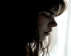 Sexy Emma Levie - Lena (2011) 