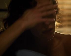 Hot actress Chemistry S01E03 - Smoke and Mirrors (2011) 