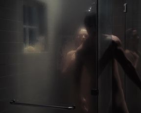 Hot actress Haley Bennett, Emily Blunt - Girl On The Train (2016) 