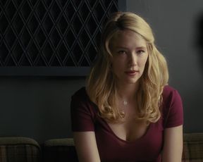 Hot actress Haley Bennett, Emily Blunt - Girl On The Train (2016) 