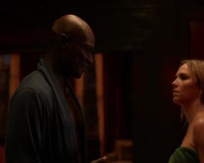 Naked scene Arielle Kebbel sexy – Midnight Texas s01e01 (2017) TV show nudity video