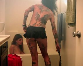 Hot celebs video Malice McMunn, Robin Sydney, Kerry Krogstad, Carolyn Dorsey naked - American Muscle (2014) 