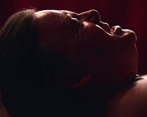 Naked scene Yetide Badaki nude - American Gods S01E01 (2017) TV show nudity video