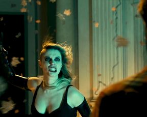 Hot scene Carolina Bang, Macarena Gomez naked- Las brujas de Zugarramurd (2016) 