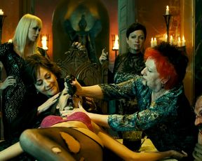 Hot scene Carolina Bang, Macarena Gomez naked- Las brujas de Zugarramurd (2016) 