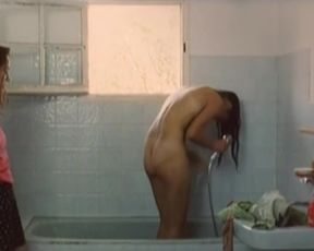 Hot actress Douce Mirabaud, Lucie Charron nude - Petit matin (2005) 