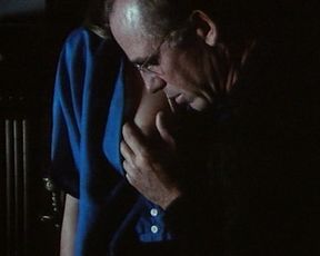 Hot scene Gosia Dobrowolska - Golden Braid (1990) 