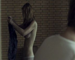 Hot celebs video Daniela Schulz nude - Totes Land (2014) 