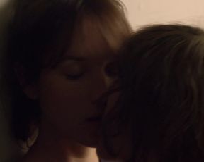 Anais Demoustier, Sophie Verbeeck nude - A trois on y va (2015)