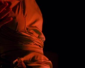 Rosamund Pike nude - Fracture (2007)