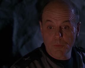 Dina Meyer nude - Starship Troopers (1997)