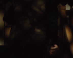 Saadet Aksoy nude - Venuto al mondo (2012)