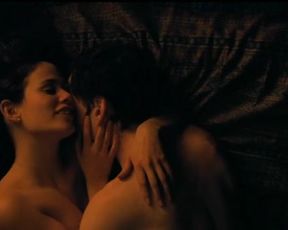 Sexy Lucie Lucas naked - Porto (2016) Nude movie 