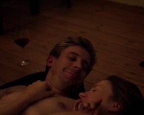 Sexy Amanda Collin nackt - En Frygtelig Kvinde (2017) 