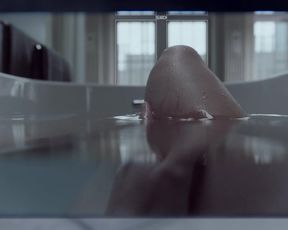 Hot scene Amanda Seyfried - Anon (2018) 