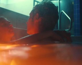 Hot actress Imogen Poots naked - Mobile Homes (2017) 