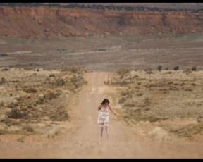 Lauren Ashley Carter naked - Imitation Girl (2017)