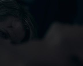 Naked scene Elisabeth Moss naked - The Handmaid's Tale s02e02 (2018) TV show nudity video