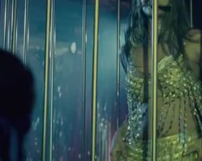 Naked scenes Halle Berry naked - Frankie & Alice (2010)