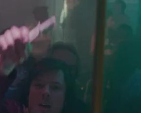 Naked scenes Halle Berry naked - Frankie & Alice (2010)