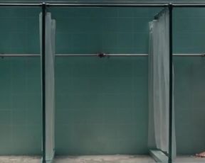 Naked scenes Halle Berry naked - Frankie & Alice (2010)