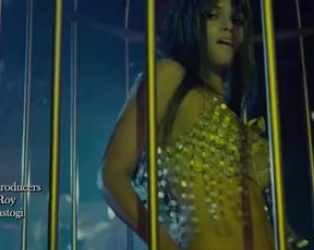 Naked scenes Halle Berry naked - Frankie & Alice (2010)