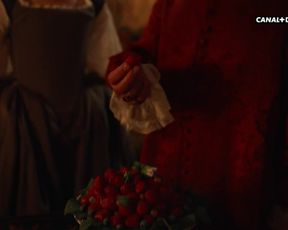 TV show scene Marie Askehave sex - Versailles s03e03-06 (2018) 
