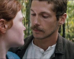 Naked scenes Iris Bry Naked - Les gardiennes (2017)