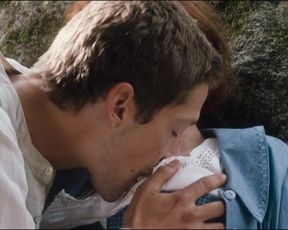 Naked scenes Iris Bry Naked - Les gardiennes (2017)