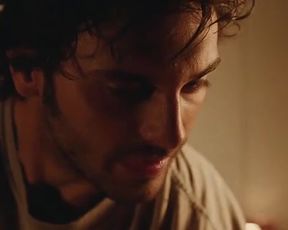 Naked scenes Louise Bourgoin Nude - Un heureux événement (2011)