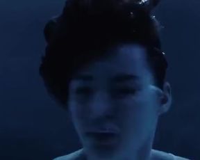 Naked scenes Louise Bourgoin Nude - Un heureux événement (2011)