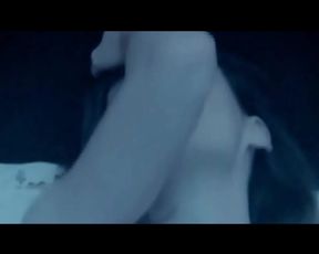 Janet Montgomery, Roxanne Gregory Nude - Romans (2017)