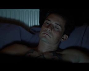 Janet Montgomery, Roxanne Gregory Nude - Romans (2017)