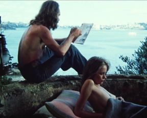 Retro erotic scene - Stone (1974)