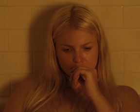 Alexandra Breckenridge, Whitney Able - Dark (2015)