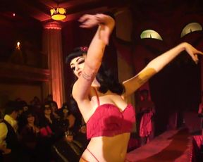 Burlesque Strip  SHOW -040- Laura Desiree Peepshow