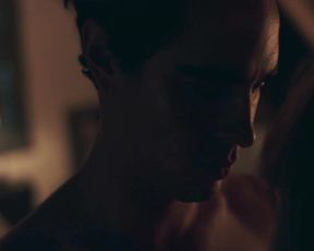 Naked scene Elisabeth Moss, Yvonne Strahovski nude - The Handmaid’s Tale S01E05-06 (2017) TV show nudity video