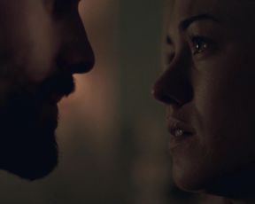 Naked scene Elisabeth Moss, Yvonne Strahovski nude - The Handmaid’s Tale S01E05-06 (2017) TV show nudity video